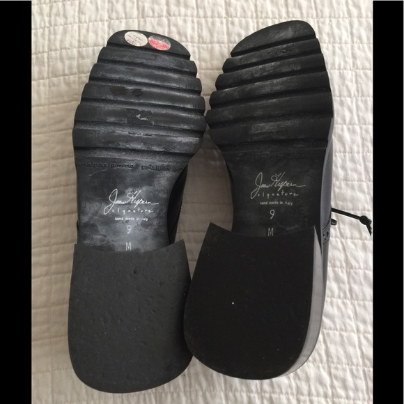 Joan Helpern Signature hand made black leather oxford shoes. - Picture 4 of 10